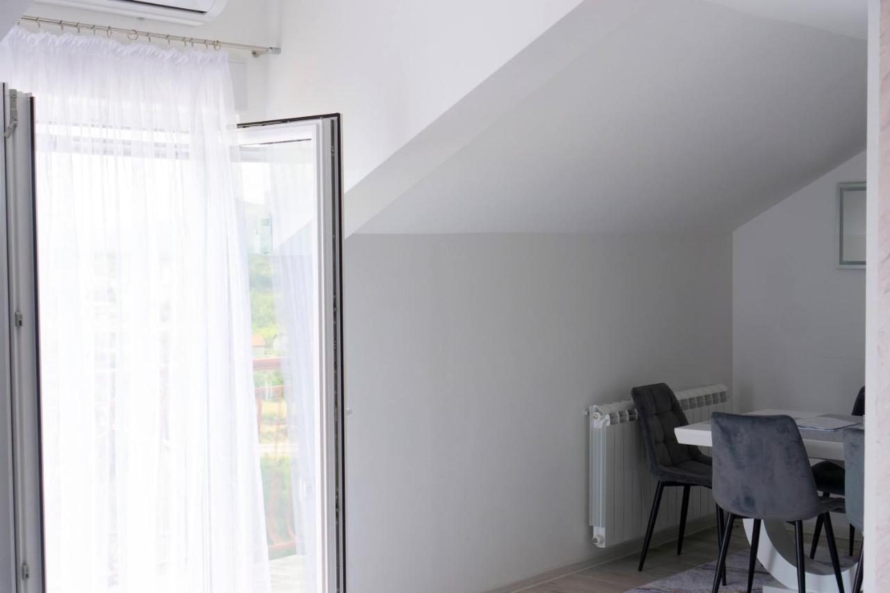 Luxury Apartments Milicevic Требине Екстериор снимка